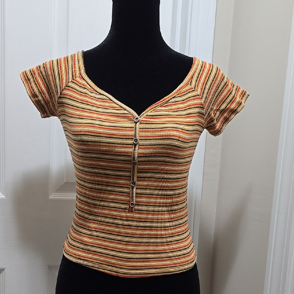 NWOT Striped Vneck Women's Cropped Top